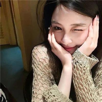 幸运情人草 海报